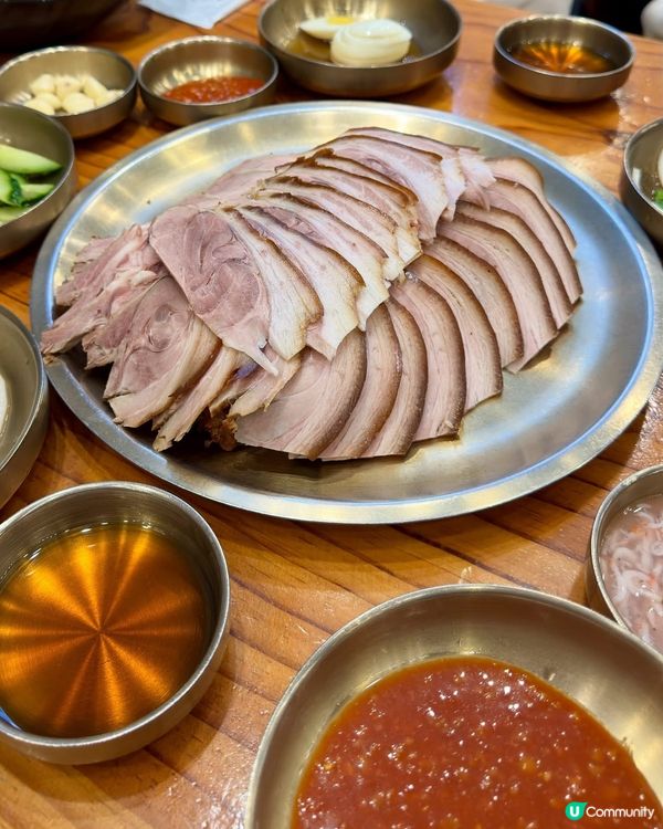 釜山🇰🇷豬蹄膀+豬肉湯飯介紹