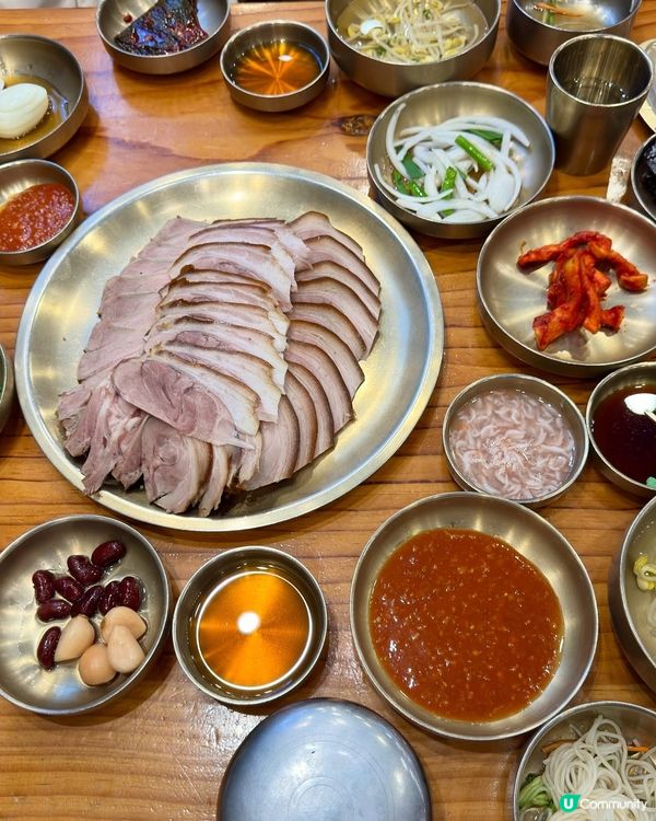 釜山🇰🇷豬蹄膀+豬肉湯飯介紹