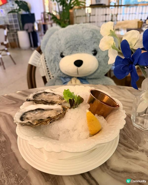 今日西餐大滿足！生蠔、蝦、龍蝦飯🤤