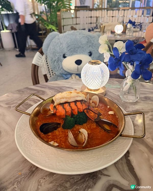 今日西餐大滿足！生蠔、蝦、龍蝦飯🤤