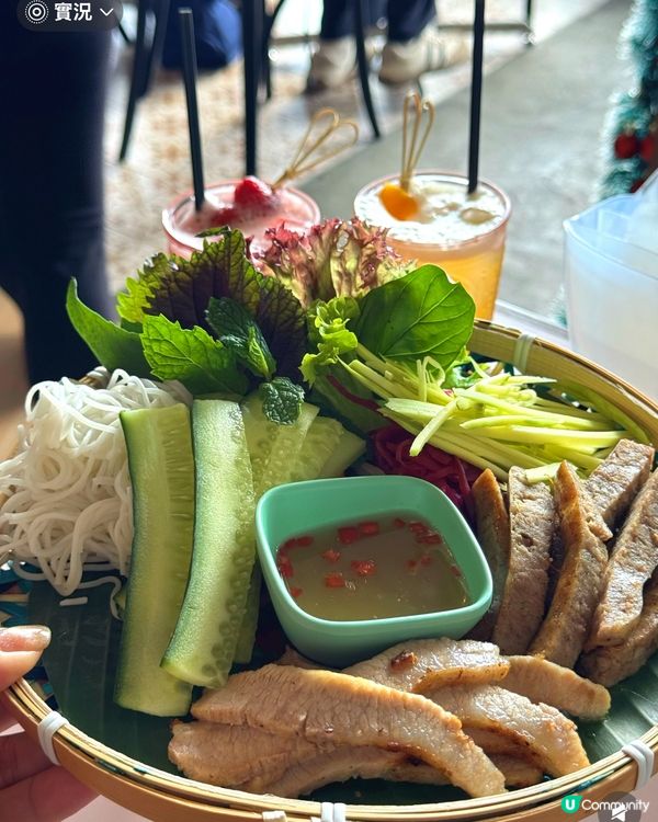 答应我！来香港一定要来这家绝美海景越南餐厅🌊