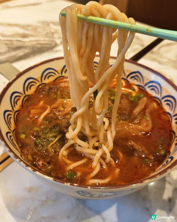 【超濃蕃茄牛肉牛筋麵 の 阿木台灣麵】