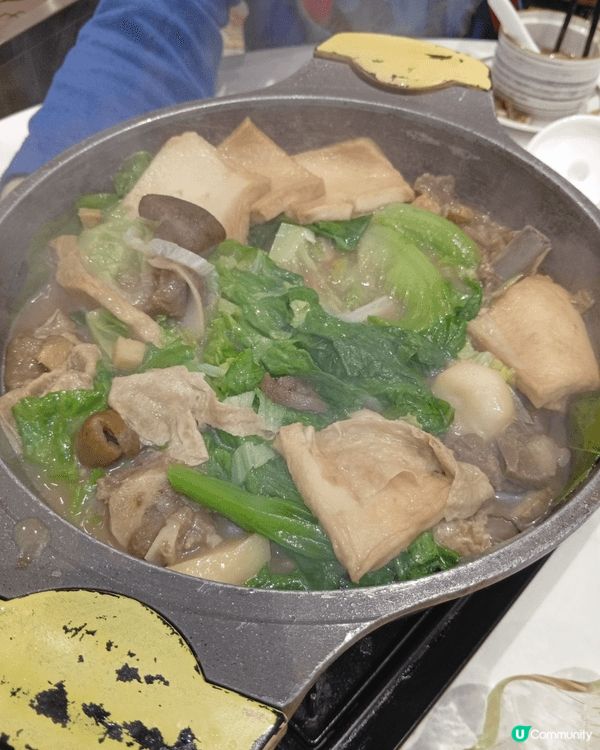 近日氣溫急降，最適合吃食羊腩煲。天冷時吃一鍋暖笠笠羊腩煲，可...