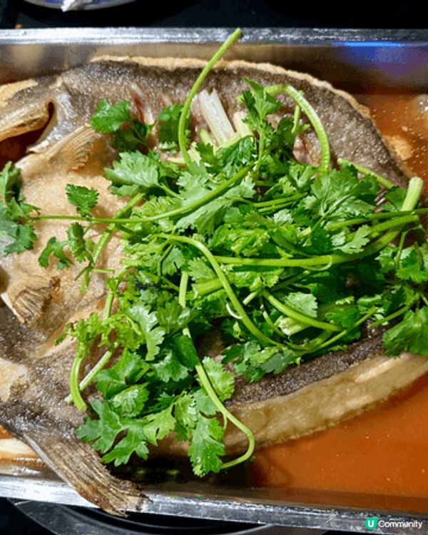 聖誕假期夜晚同幾個朋友去咗一間位於太子任食牛肉火鍋嘅店舖，除...