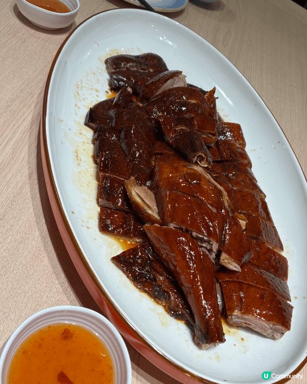 做冬夜，同長輩們喺「客館」食飯，食物質素超出我預期，價錢又唔...