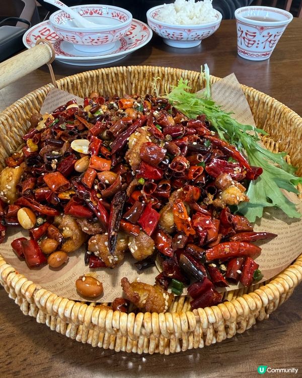 重慶福煲砂鍋 🌶️ 莫文蔚都曾在這裏吃飯！