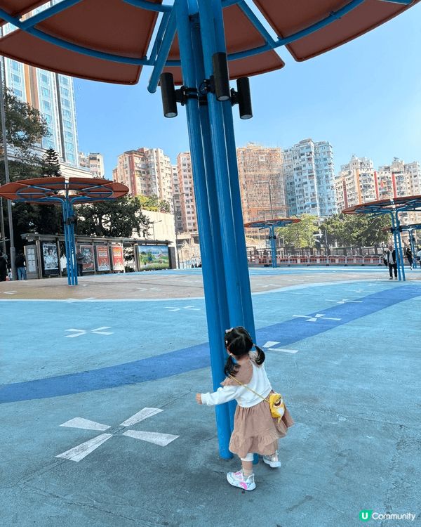 平時坐巴士到觀塘市中心落車位置，好多人都會忽略左呢度，但其實...