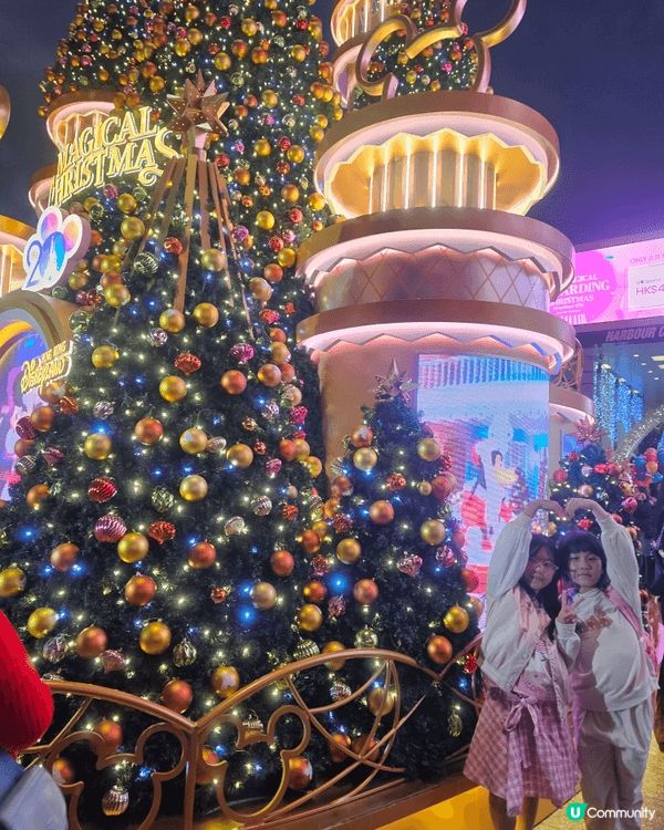 喜歡周圍去，演唱會，海邊，漂亮風景和燈飾,還有吃很多美食