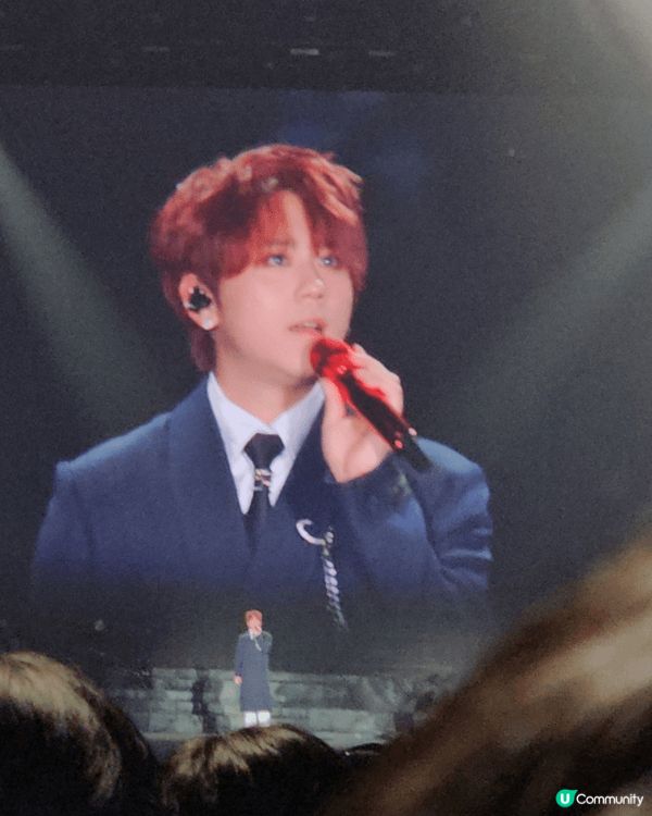 喜歡周圍去，演唱會，海邊，漂亮風景和燈飾,還有吃很多美食