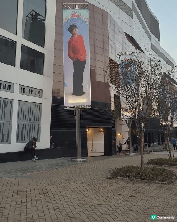 之前去左又一城打卡，影左好多mirror公仔。會再去多幾次！...