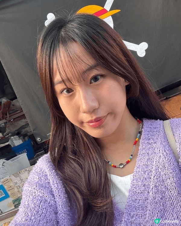 長洲，是一個離島地區，可以遠離人群，靜靜地在海灘散步。