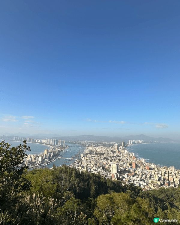 最近到訪了雙月灣，真的很美，酒店設施很齊全，一家大小都非常滿...