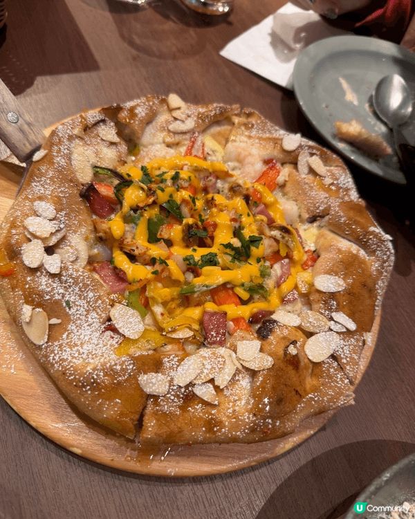 Pizza Maru - 朗豪坊 超級好吃的Pizza 拿起...