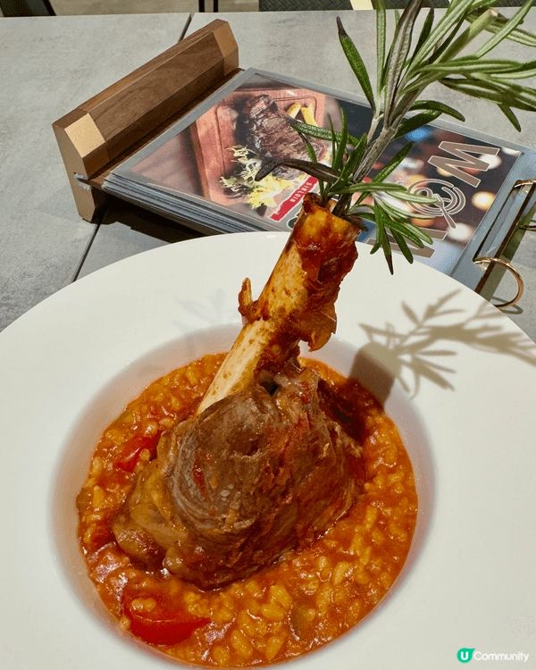小妹今晚同豬去咗呢間由地中海菜社企開辦既餐廳🍴「Wow Pa...