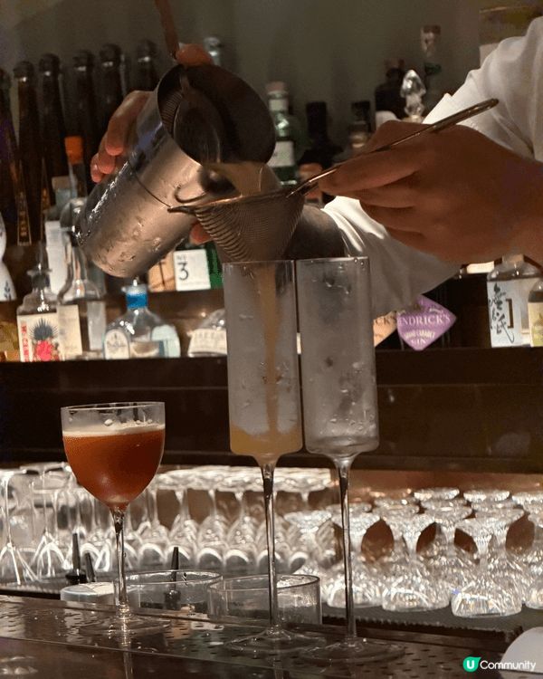 一直聽聞中環呢間餐廳好有驚喜，主打創意日式fusion同酒吧...