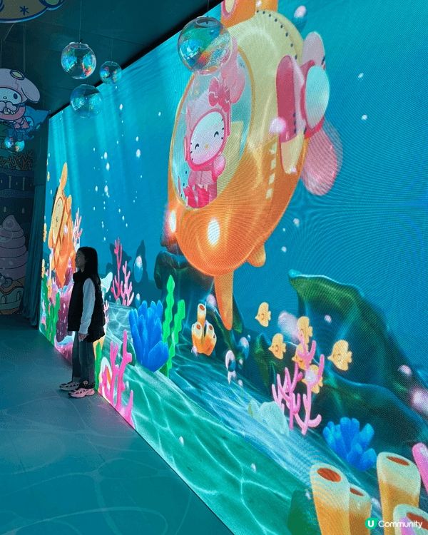 海洋公園有好多機動遊戲，仲有海洋生物，熊貓等可以慢慢睇。