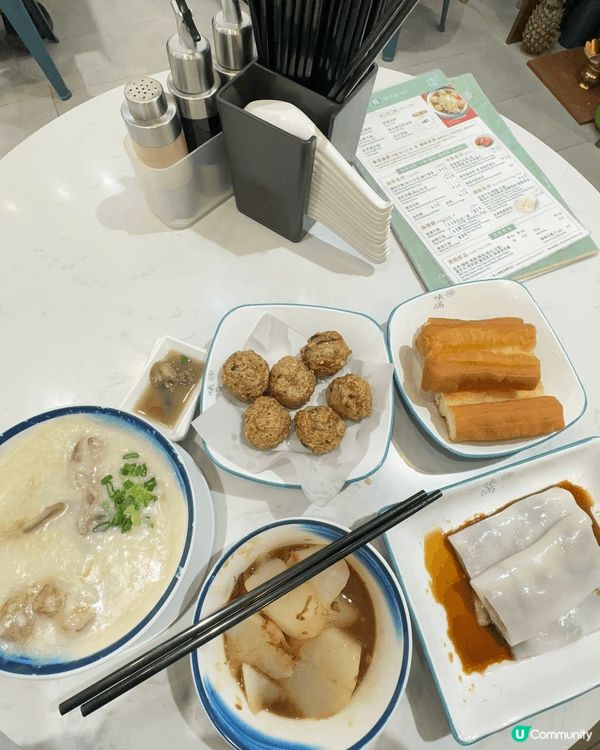 香港除了是一個購物天堂，還是一個充滿美食及療癒我的心靈的好地...