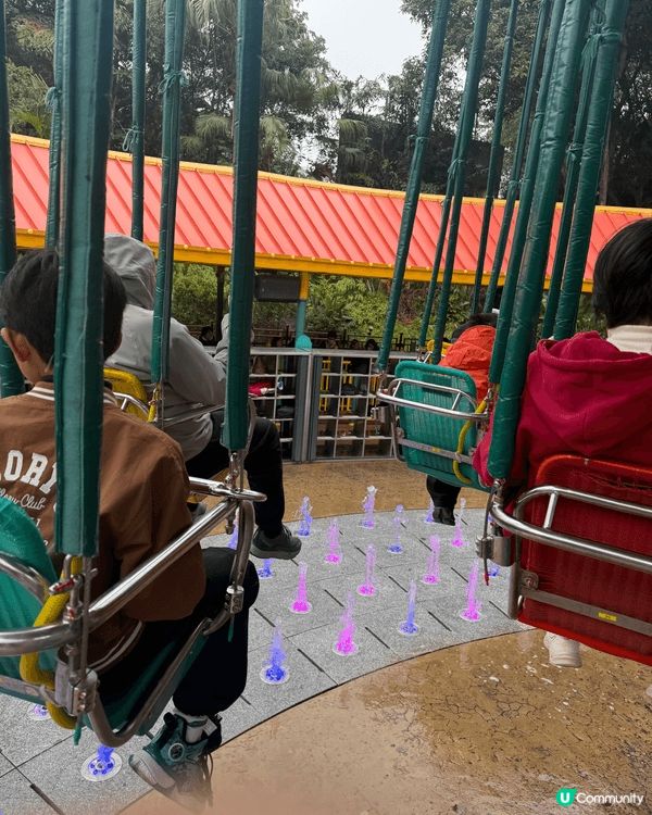 我誠意推介廣州長隆野生動物園和歡樂世界，因為動物園內種類繁多...