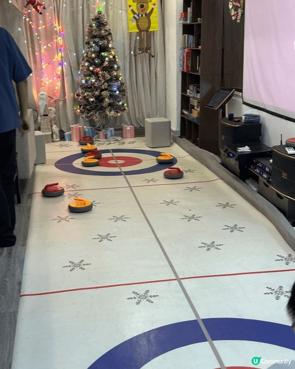 香港地方細細唔駛要走黎走去，牛頭角就有party room ...