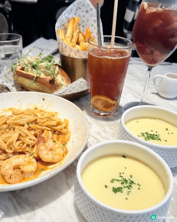 Flame 嘅餐廳環境好relax, 氛圍感好舒服，岩哂放假...