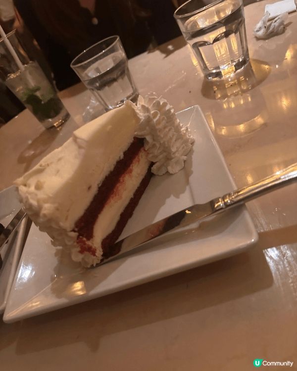 尖沙咀一處很好食嘅餐廳，蛋糕好食～價錢親民