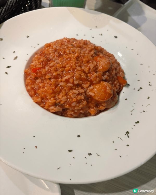 享受一頓有儀式感的晚餐。經典的意式肉醬麵，外酥裡嫩的小食，還...