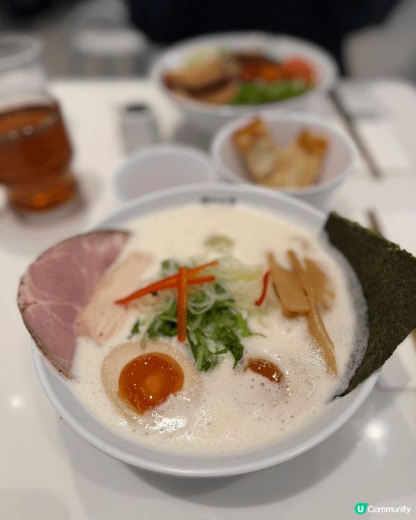今日去元朗元點食左一碗非常濃郁嘅雞白湯拉麵，湯底出色，麵質彈...