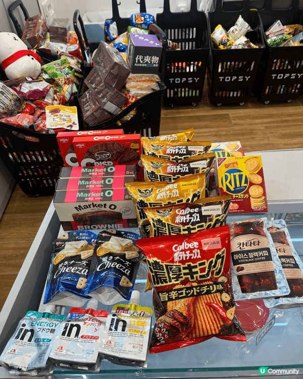 夾公仔夾零食係一個好玩同好有成功感既活動，大人細路都岩玩
