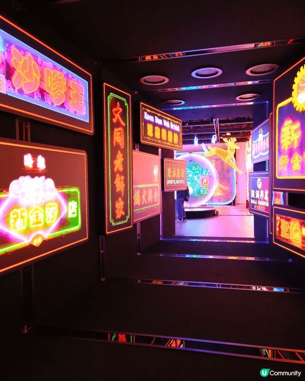 💡香港特色：超正霓虹燈展覽！