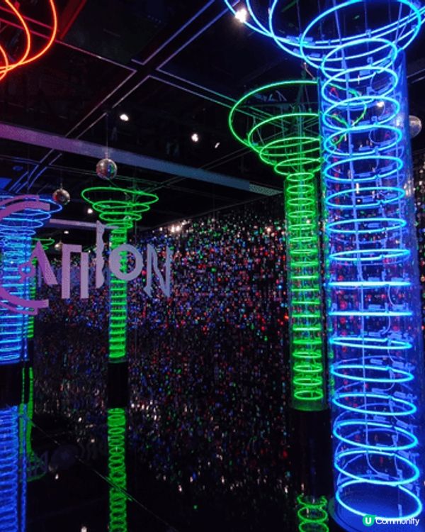 💡香港特色：超正霓虹燈展覽！