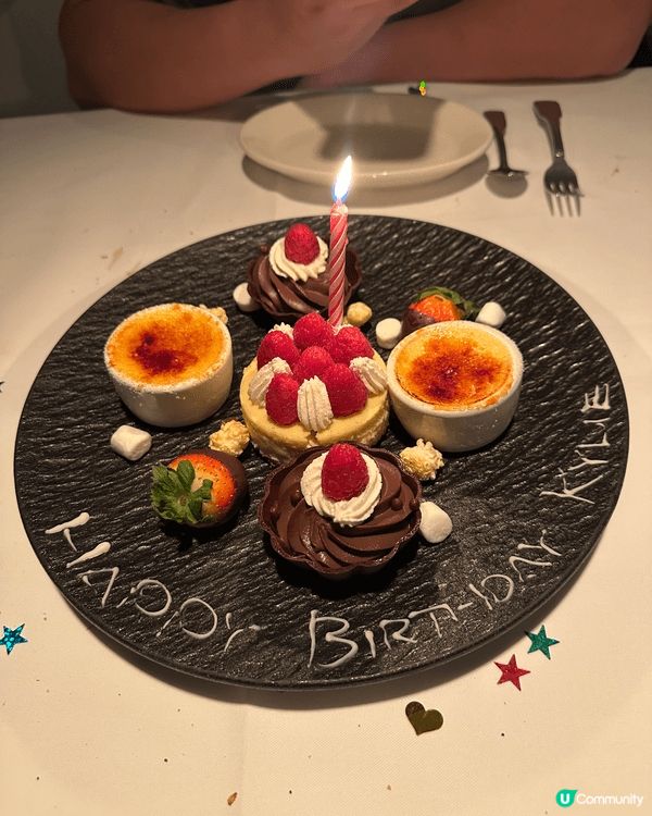 MORTON扒房，一間好食好質的餐廳，生日、節日慶祝有fee...