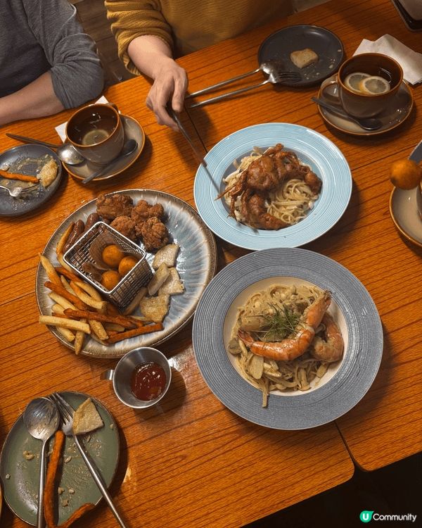 呢間位於觀塘名叫times coffee嘅Cafe，食物十分...