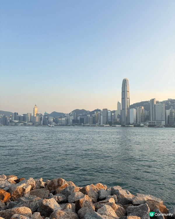 西九藝術公園坐落於香港西九文化區核心地帶，毗鄰維多利亞港，是...