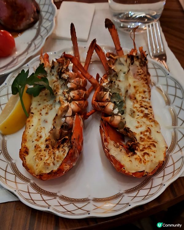 tiffin 全西式自助餐