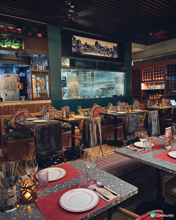 灣仔戶外度假風🌴🍹 椰林樹影泰國菜