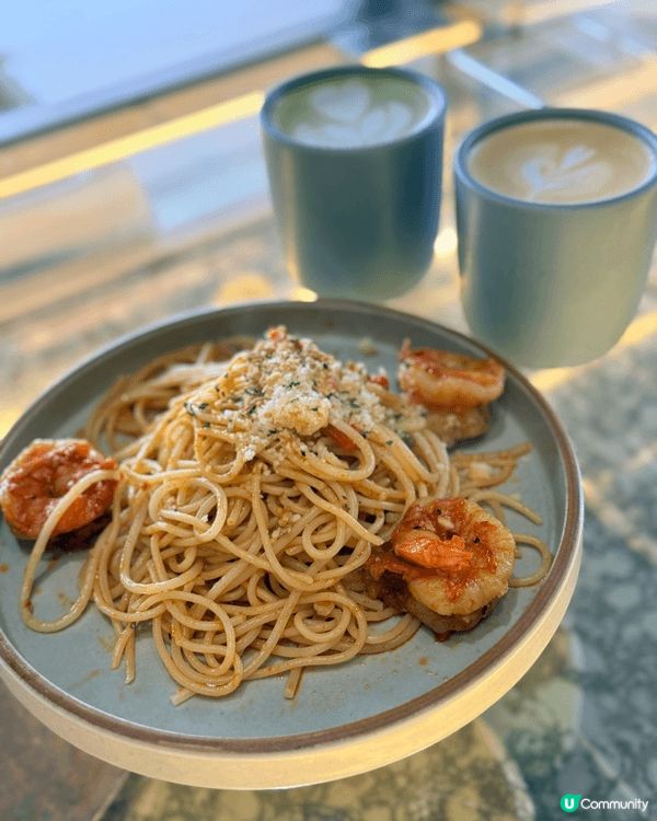 西九打卡cafe，環境優美，食物質素好，飲品拉花很漂亮。