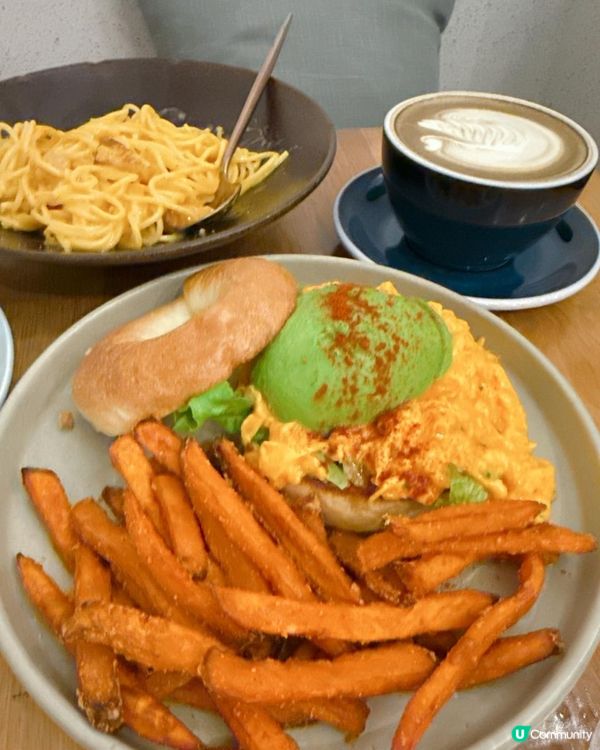 尖沙咀木系設計文青風Cafe