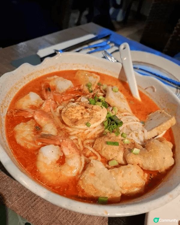 周末去馬鞍山探朋友👭，朋友帶我去新泰東南亞餐廳 (馬鞍山廣場...