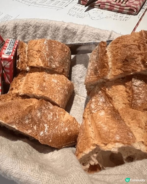 La Vache! 主打Steak and Frites，深...