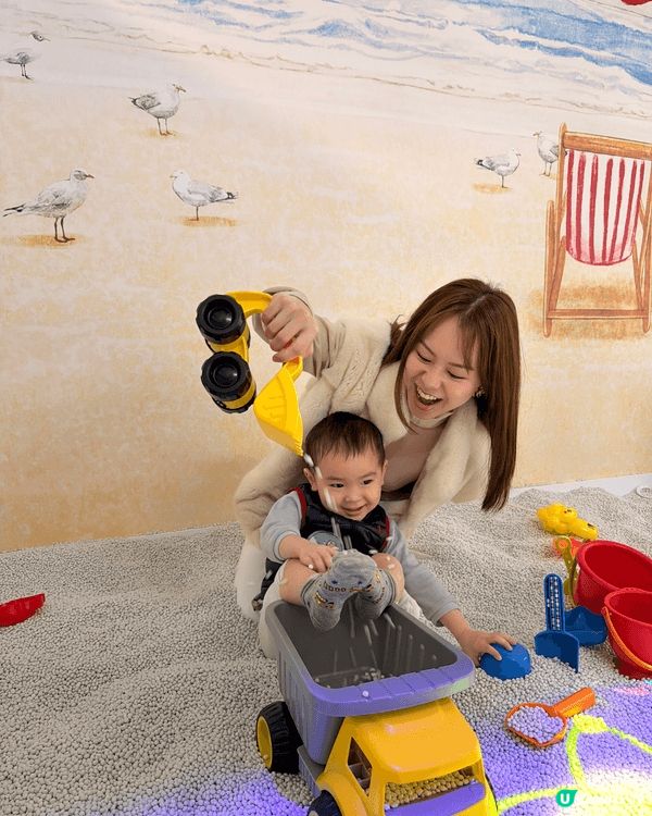 最近帶兒子去了同學聚會的包場派對，地點在北角的 Playro...