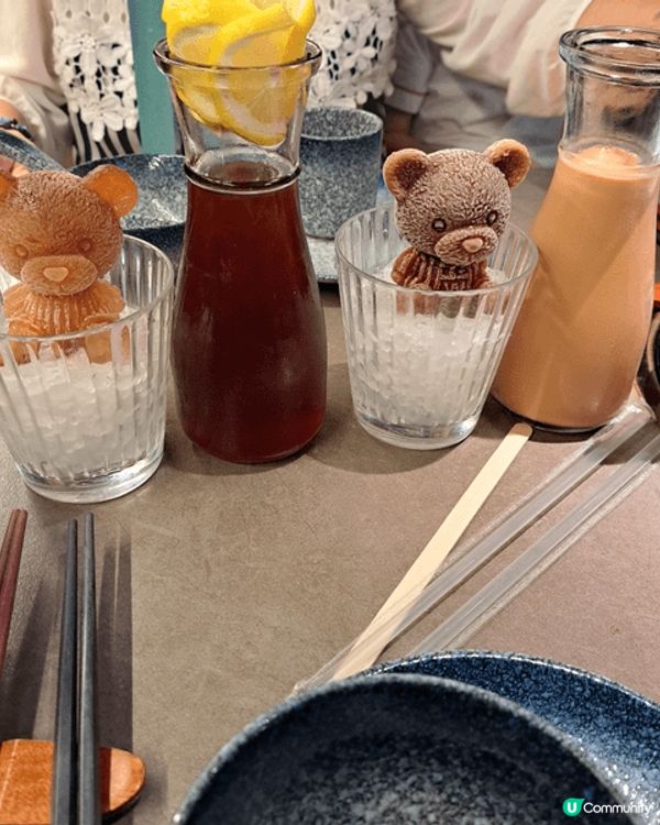 這是我與朋友一齊食午餐所影的相，第一張是到意樂餐廳食的雙重芝...