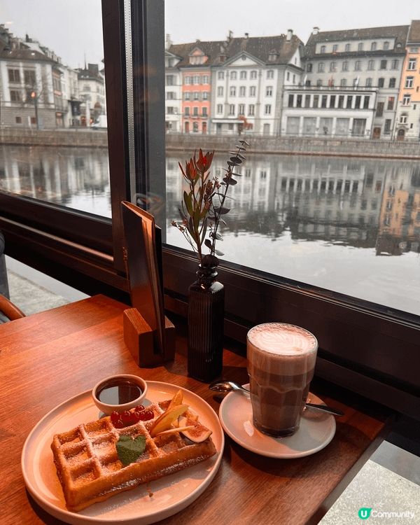 聖誕當然唔少得要睇雪，去瑞士感受一下歐洲嘅聖誕氣氛，別有一番...