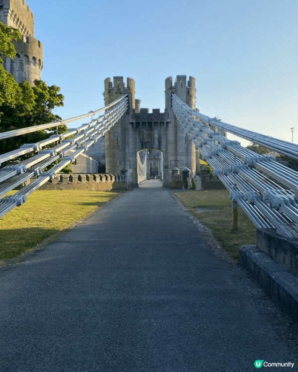 這是在英國一個偏遠地區Llandudno，適合夏天時一家大小...