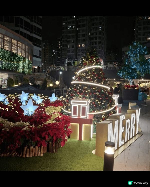 聖誕節去咗新都會廣場戶外燈飾打卡，尤其是夜晚影相十分龍鳳