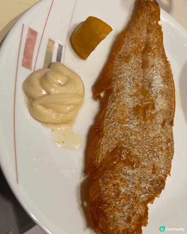 在寒冷的天氣， 一碗熱的蘑菇湯，煎得脆口的魚柳， 節瓜粉絲冬...