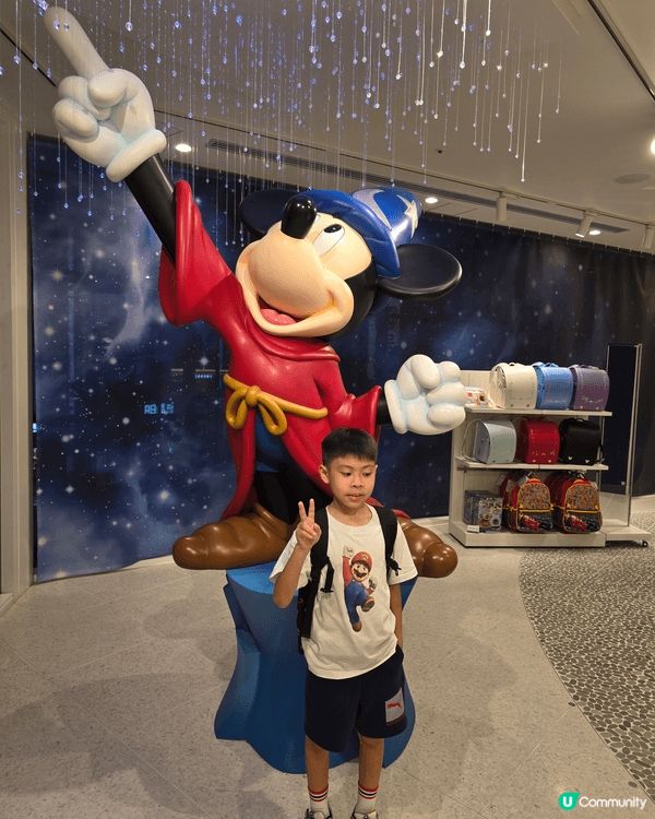 我這次去東京去了雷門同迪士尼，主要係同小朋友去