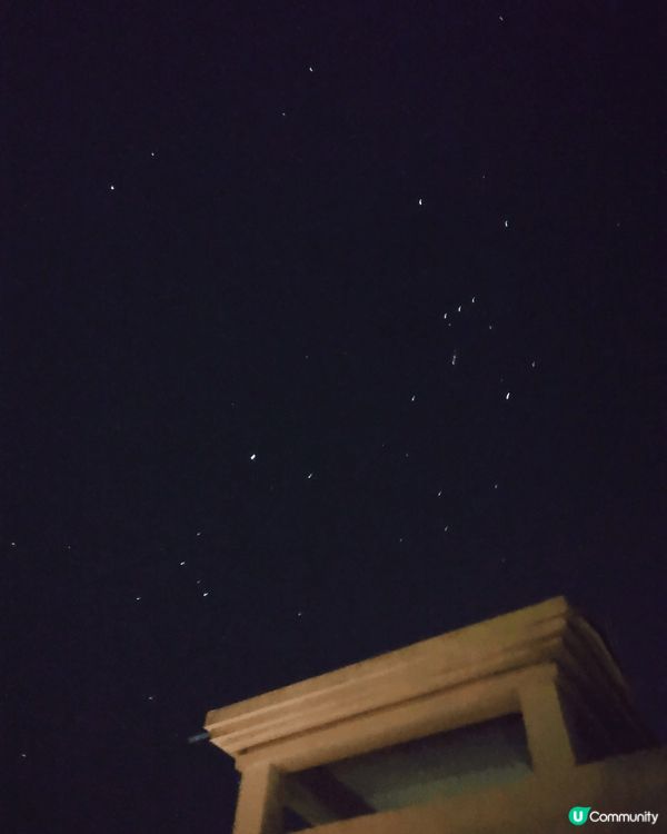 最近去咗深圳大鵬新區嘅南澳！真係好靚距離香港大約兩個鐘頭車程...