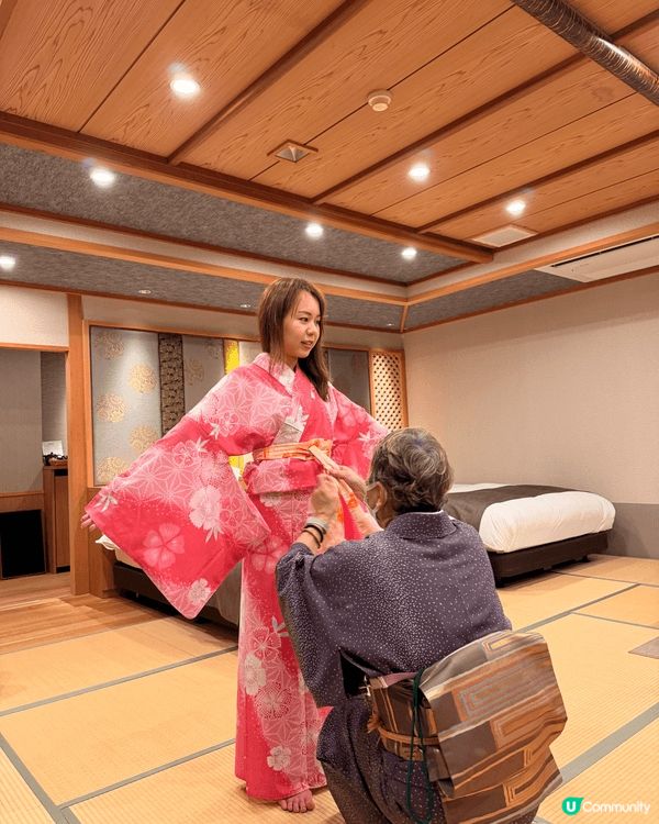 剛過去的聖誕到訪了日本石川県，入住了擁有超過150年歷史的高...