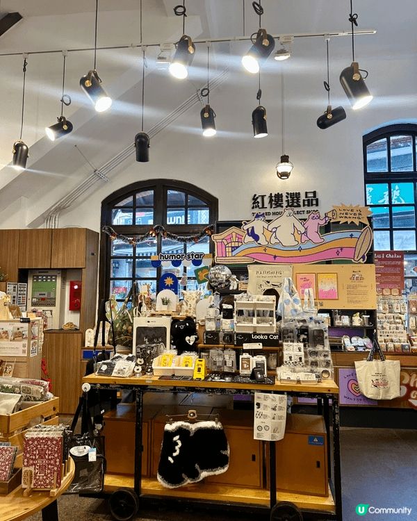 西門紅樓係台北旅遊打卡必去嘅景點，保留咗日治時期嘅歷史建築特...