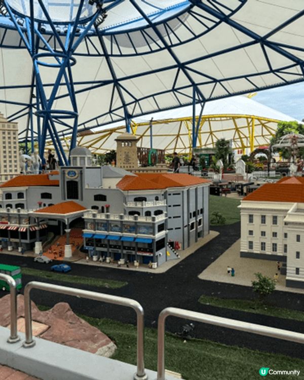 馬來西亞Legoland，小朋友鍾意去玩機動遊戲，任算太多人...